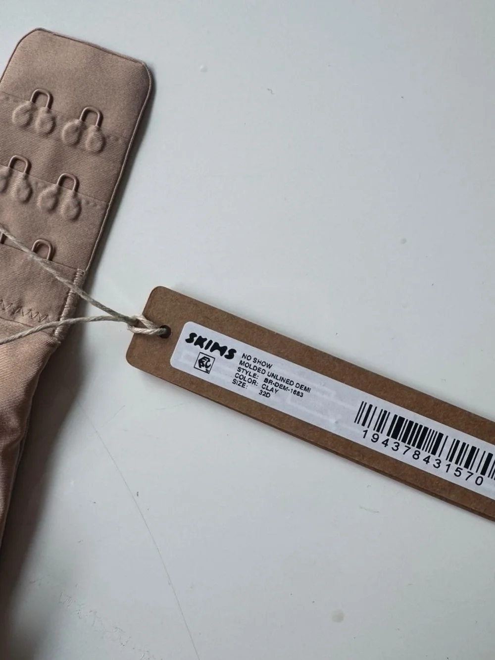 SKIMS unlined Demi NWT Clay 32D. Seamless Underwire Bra - Picture 2 of 3